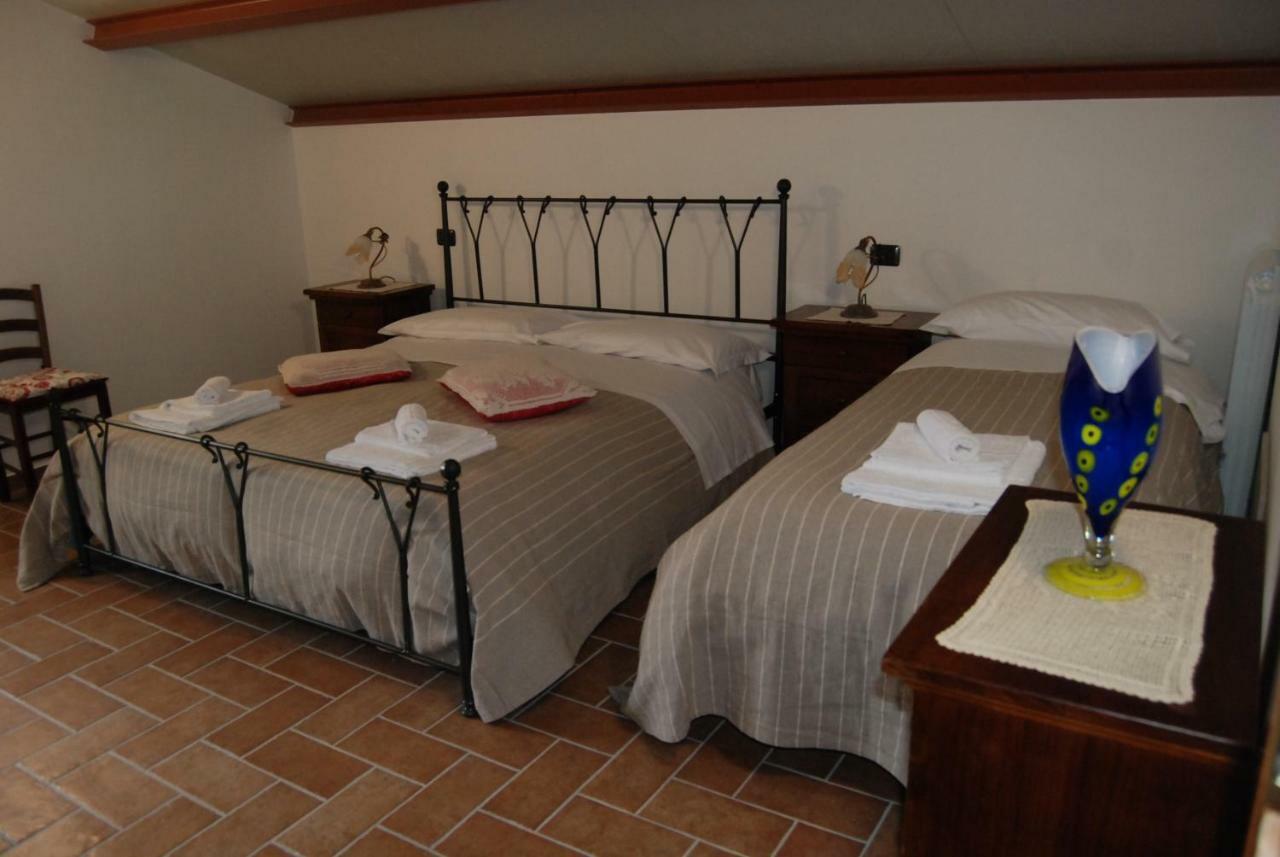 Agriturismo"Il Sagrato Di Assisi" Appartamenti,Camere 外观 照片