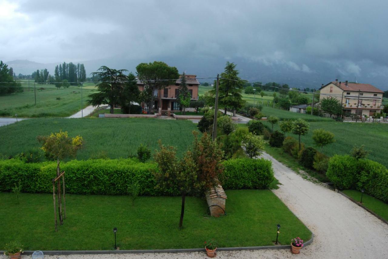 Agriturismo"Il Sagrato Di Assisi" Appartamenti,Camere 外观 照片